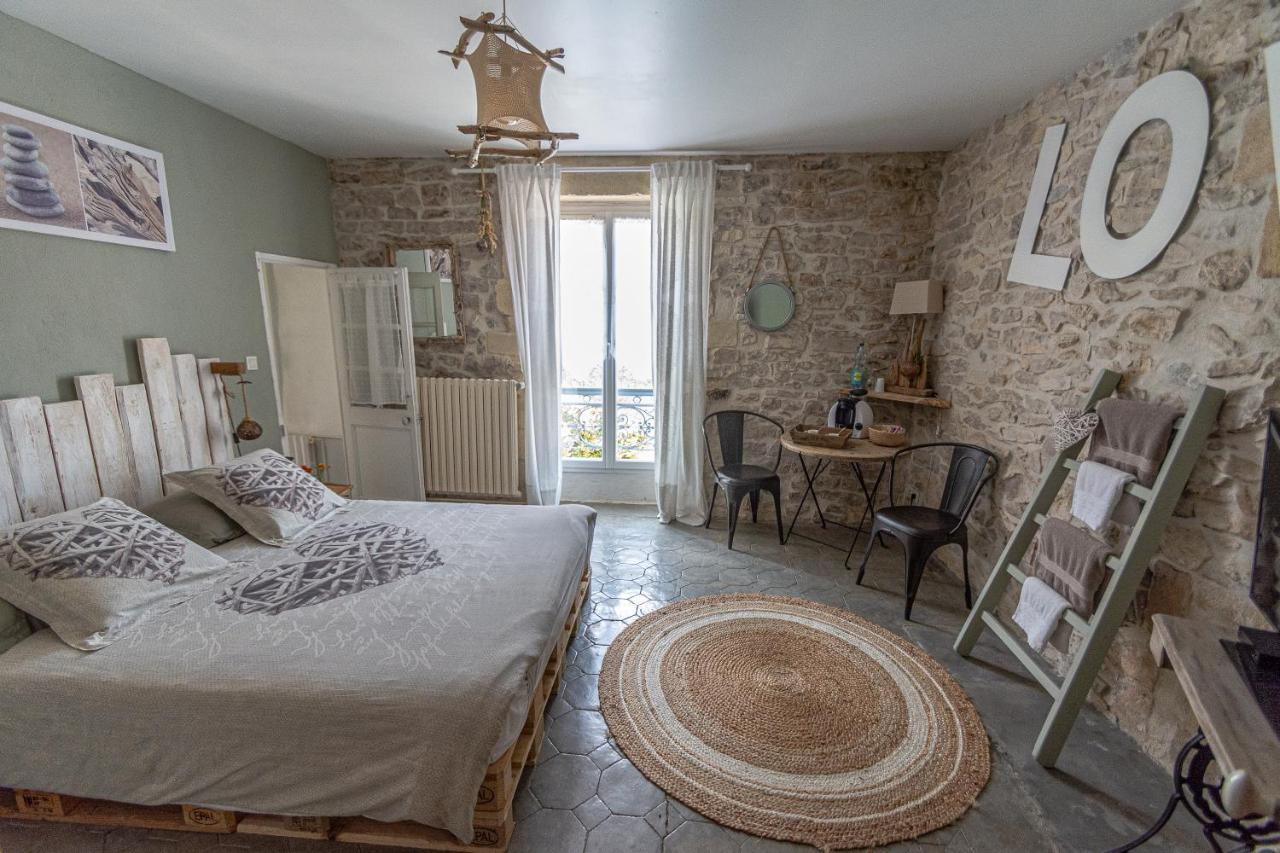 Le Baratier- Demeure de charme sauna piscine Calvisson Extérieur photo